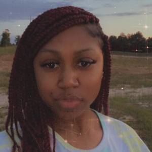 Meet your Posher, Jade